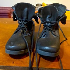 Arizona Size 9 1/2 Women Boots